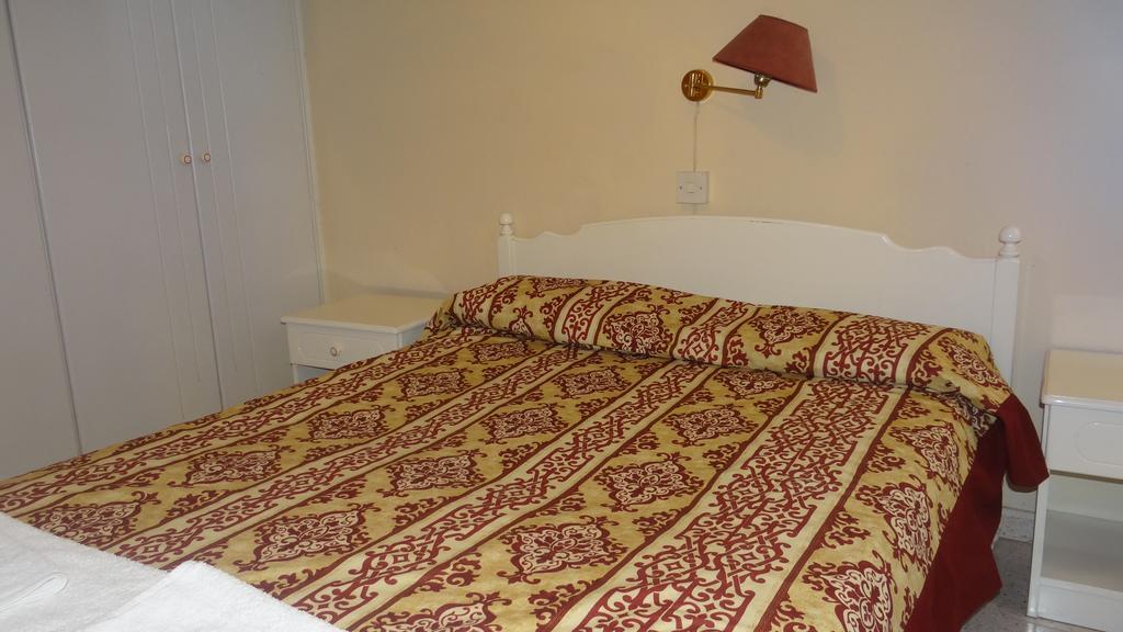 Klashiana Hotel Apartments Ворокліні Екстер'єр фото