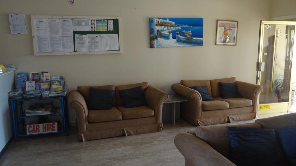 Klashiana Hotel Apartments Ворокліні Екстер'єр фото