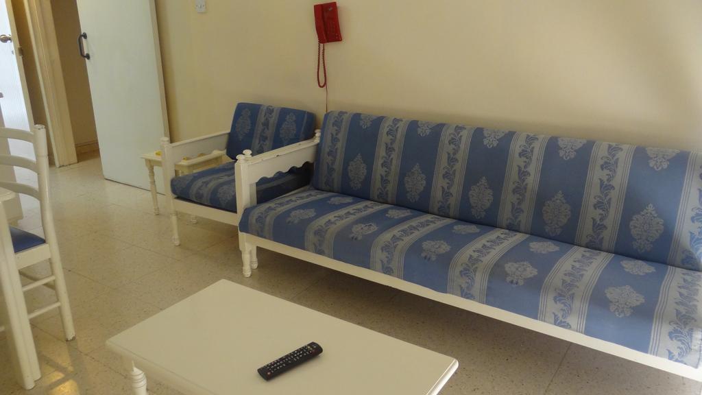 Klashiana Hotel Apartments Ворокліні Екстер'єр фото