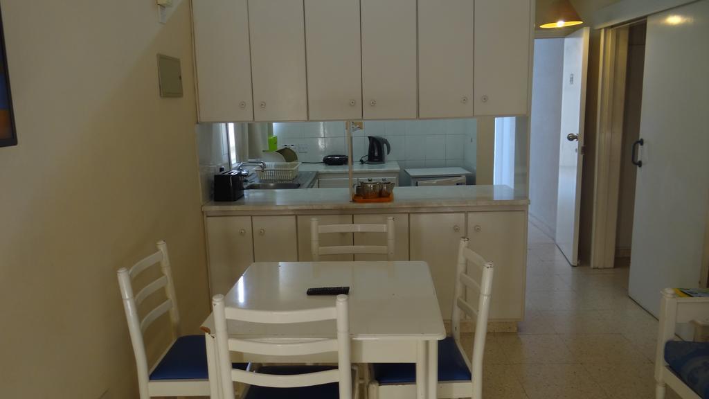 Klashiana Hotel Apartments Ворокліні Екстер'єр фото