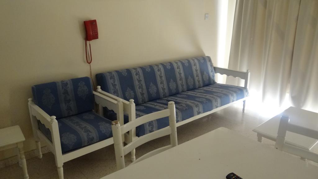 Klashiana Hotel Apartments Ворокліні Екстер'єр фото