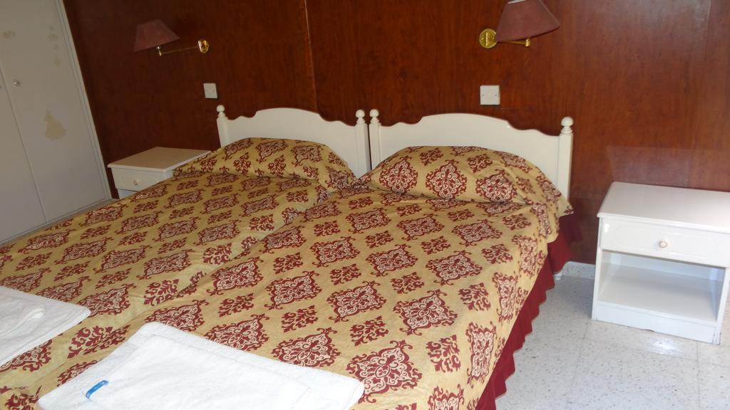 Klashiana Hotel Apartments Ворокліні Екстер'єр фото
